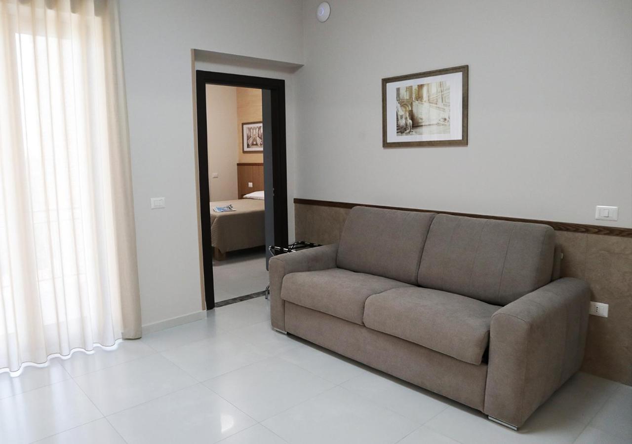 Bed and Breakfast Residenza La Reggia Казерта Екстер'єр фото